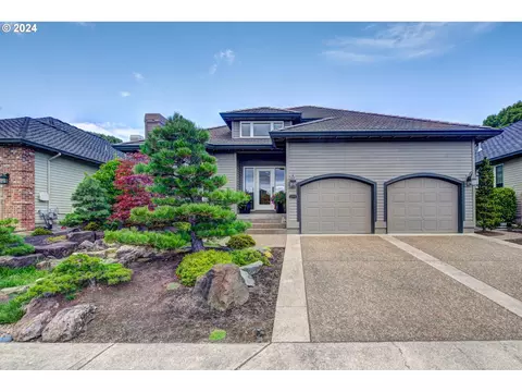 15195 NW Aberdeen Dr, Portland, OR 97229