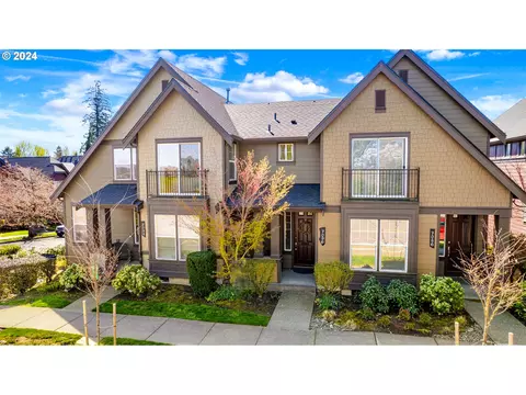 7096 NE Cherry Dr, Hillsboro, OR 97124