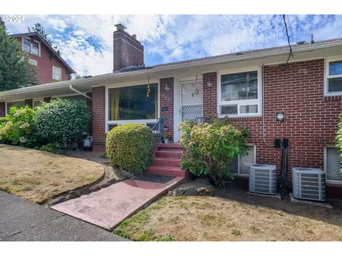 505 SE 515 Se 62nd Ave, Portland, OR 97215