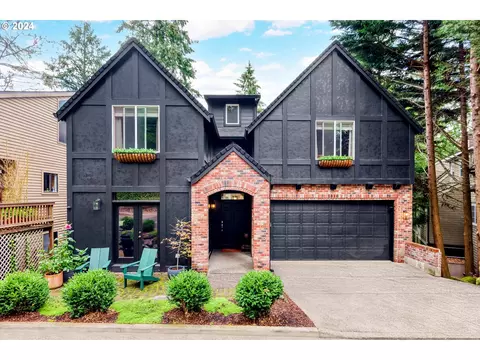 3010 SW Bennington Dr, Portland, OR 97205