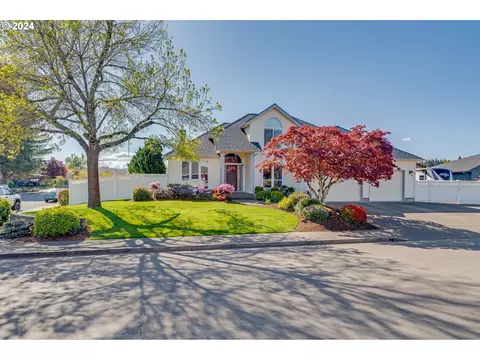 1575 SW Wright St, Mcminnville, OR 97128