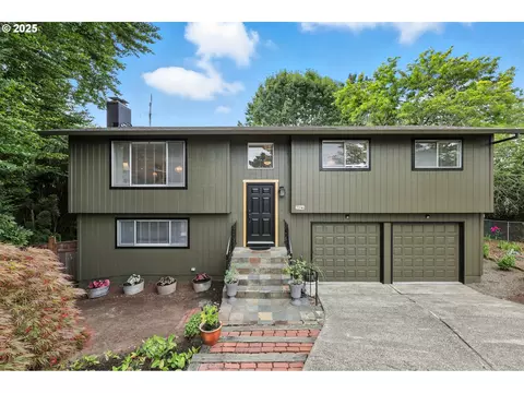 2196 SW 9th Ct, Gresham, OR 97080