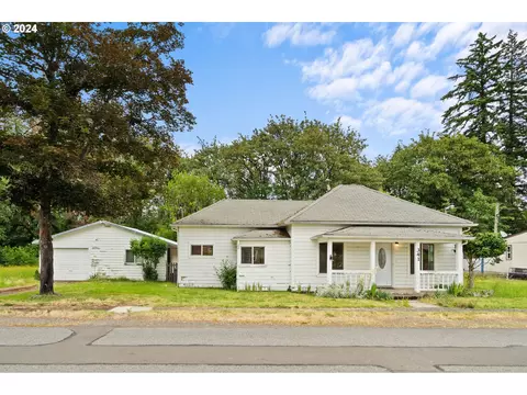 341 SW Ivy St, Mill City, OR 97360