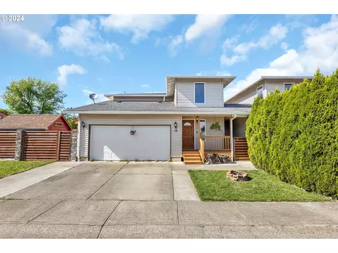 618 SW 13th St, Battle Ground, WA 98604