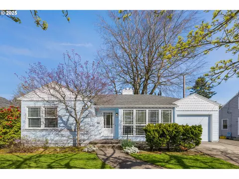 224 SE 50th Ave, Portland, OR 97215