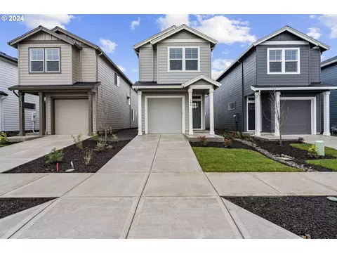 382 E London Way, Newberg, OR 97132