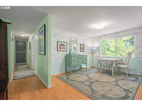 Entry Way - 3425 Stark St, Eugene, OR 97404 photo 2 of 2