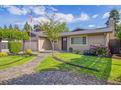 2826 Van Ave, Eugene, OR 97401