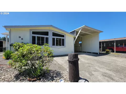 100 River Bend Rd #98, Reedsport, OR 97467