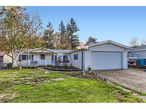 1890 Woodland Ave, Woodburn, OR 97071