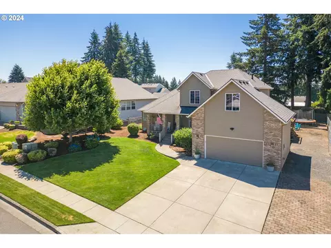 812 SW 8th St, Sublimity, OR 97385