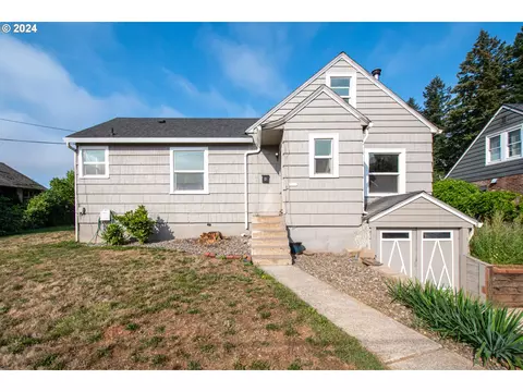 1421 NE Dallas St, Camas, WA 98607