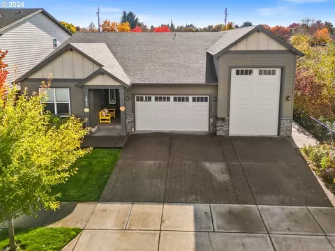 1922 Silverstone Dr, Forest Grove, OR 97116