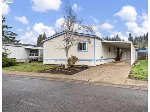 542 S 15th St, Cottage Grove, OR 97424