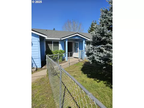 655 N Washington St, Lafayette, OR 97127