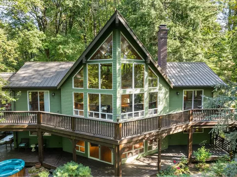 1111 NW 53rd Dr, Portland, OR 97210