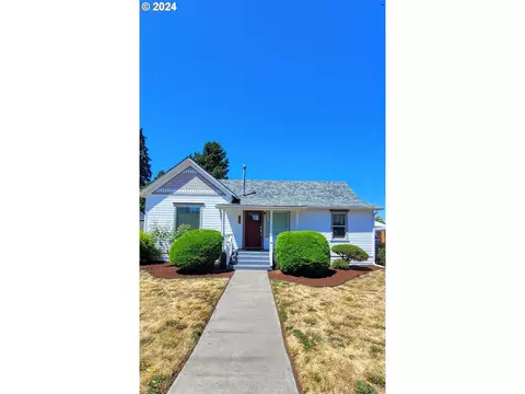 224 S Molalla Ave, Molalla, OR 97038