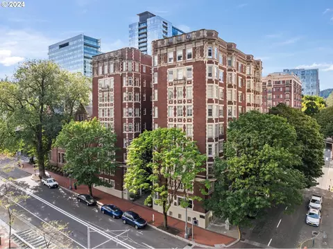 1209 SW 6th Ave #503, Portland, OR 97204