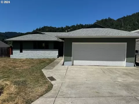 610 Alta Vista Ave, Drain, OR 97435