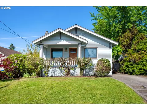 2725 NE 67th Ave, Portland, OR 97213