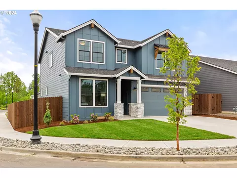 737 SE 38th St, Battle Ground, WA 98604