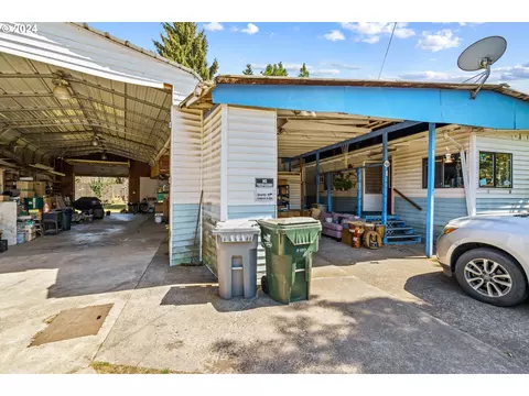 2488 Devon Ave, Eugene, OR 97408