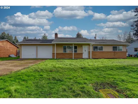 8719 NE Lewis Dr, Vancouver, WA 98662