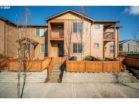 15230 NE 70th St, Vancouver, WA 98682