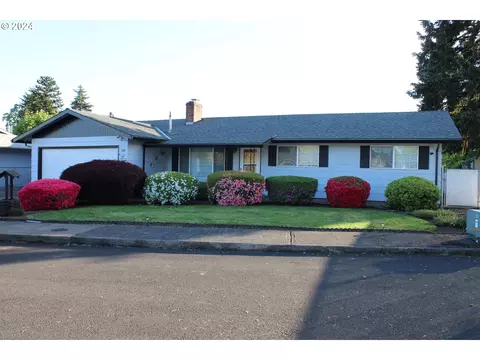 135 Ogan Ln, Saint Helens, OR 97051