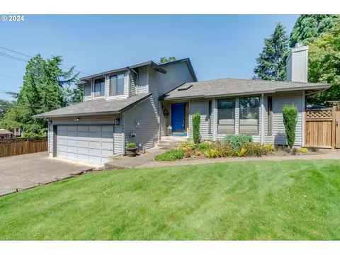7000 Ridgegate Dr, Gladstone, OR 97027
