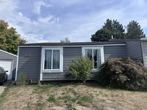 2632 SW 18th Pl, Gresham, OR 97080