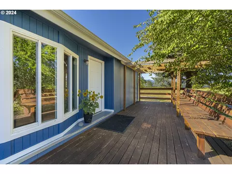 29701 SW Mill Creek Rd, Sheridan, OR 97378