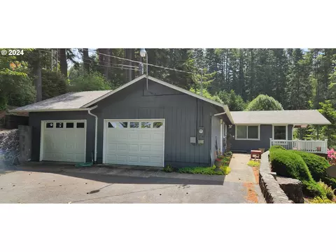 94380 Carlson Heights Ln, North Bend, OR 97459