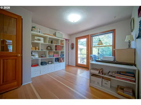 Other - 1052 W 10th Ave, Eugene, OR 97402 photo 2 of 5