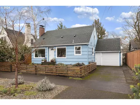 6221 NE Alton St, Portland, OR 97213