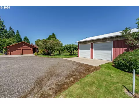 30945 SE Jackson Rd, Gresham, OR 97080