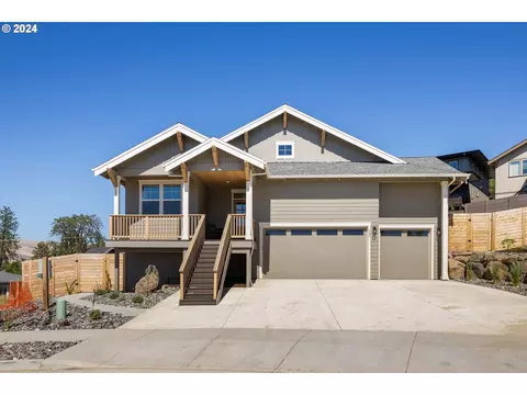409 Park Pl, The Dalles, OR 97058
