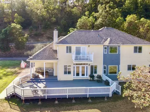 661 Serena Way, Roseburg, OR 97471