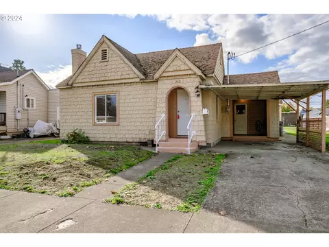 242 S Williams St, Lebanon, OR 97355