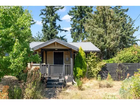 5605 SE Henderson St, Portland, OR 97206
