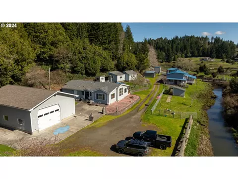 94996 Stock Slough Ln, Coos Bay, OR 97420