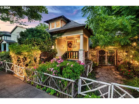 1826 SE 35th Ave, Portland, OR 97214