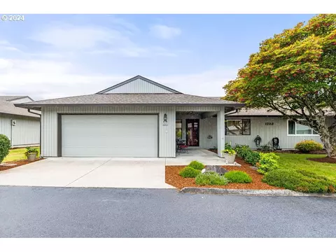 1223 NW 134th St #A, Vancouver, WA 98685