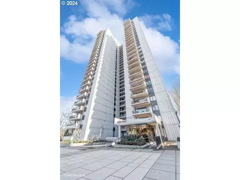 2221 SW 1st Ave #2125, Portland, OR 97201