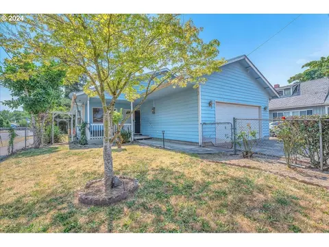 705 F St, Independence, OR 97351