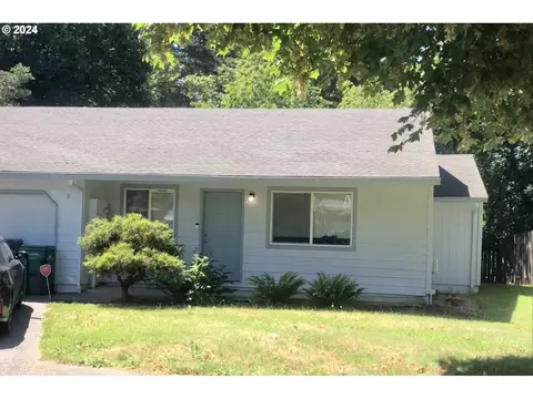 516 E Michelle Ct, Newberg, OR 97132