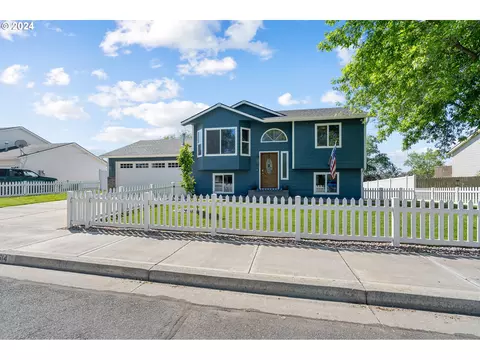 614 E Autumn Ave, Hermiston, OR 97838