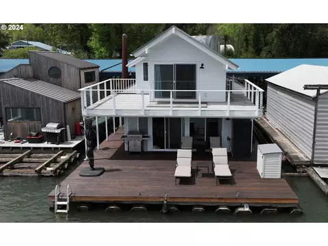 24800 NW St Helens Rd #L-28, Portland, OR 97231