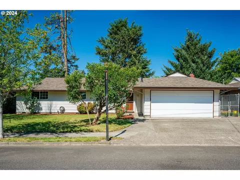 717 SE 153rd Ave, Portland, OR 97233