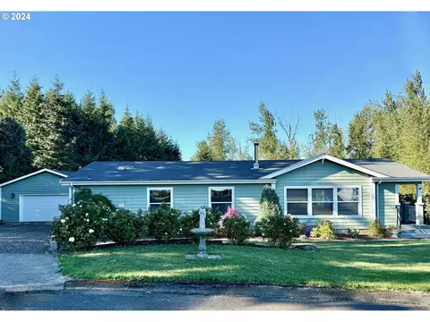 17955 SEmi St, Damascus, OR 97089